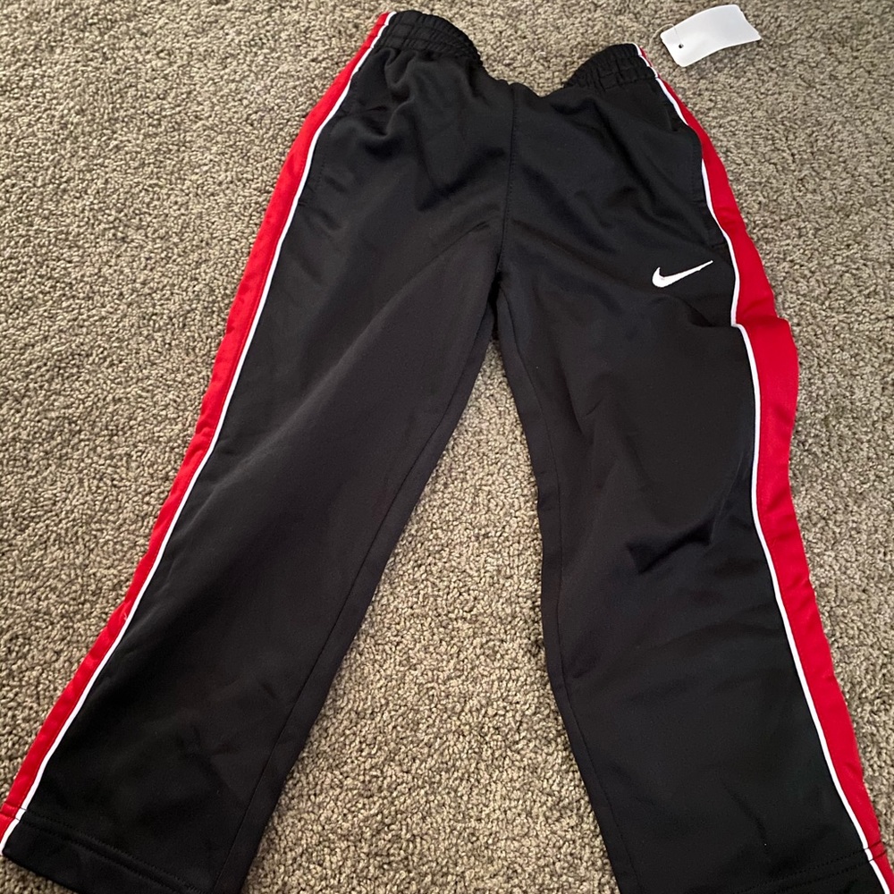 Nike pants for kids